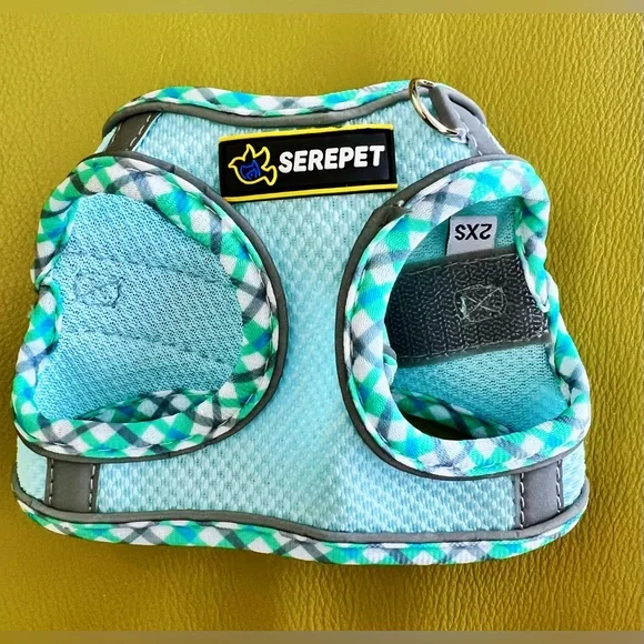 LIKE NEW, Cute blue dog or puppy harness. Used only two times!! - Picture 2 of 8